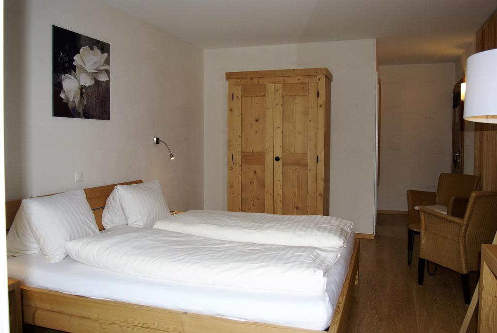 Hotel Bad Schwarzsee Bad-Schwarzsee エクステリア 写真